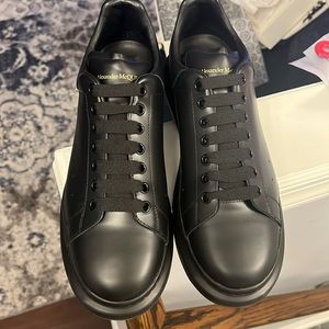 Alexander McQueen Sneaker “Larry” Black size 13